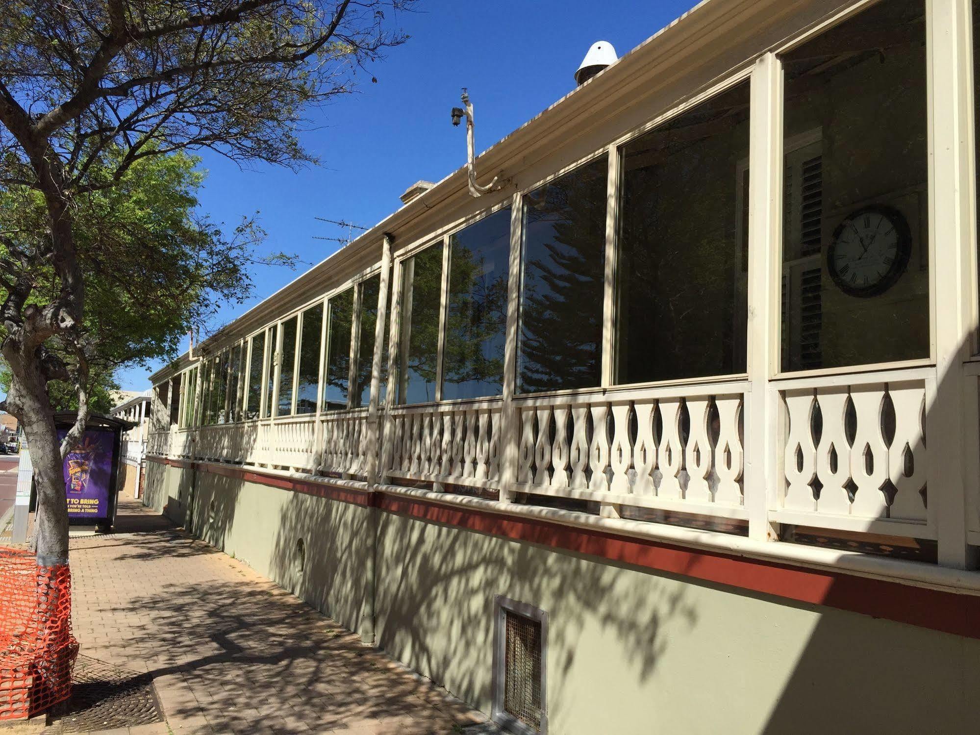Terrace Central B&B Hotel 弗里曼特 外观 照片